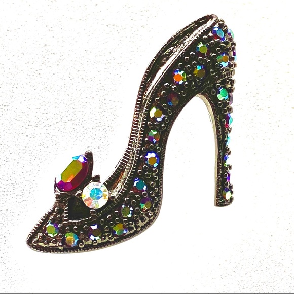 Lia Sophia Jewelry - Lia Sophia Diva Shoe Pin
